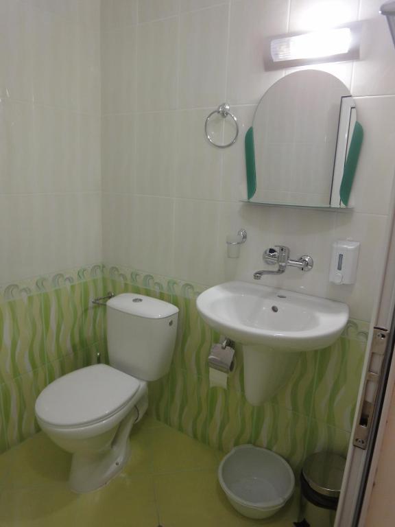 St. George Apartments Νεσέμπαρ Δωμάτιο φωτογραφία