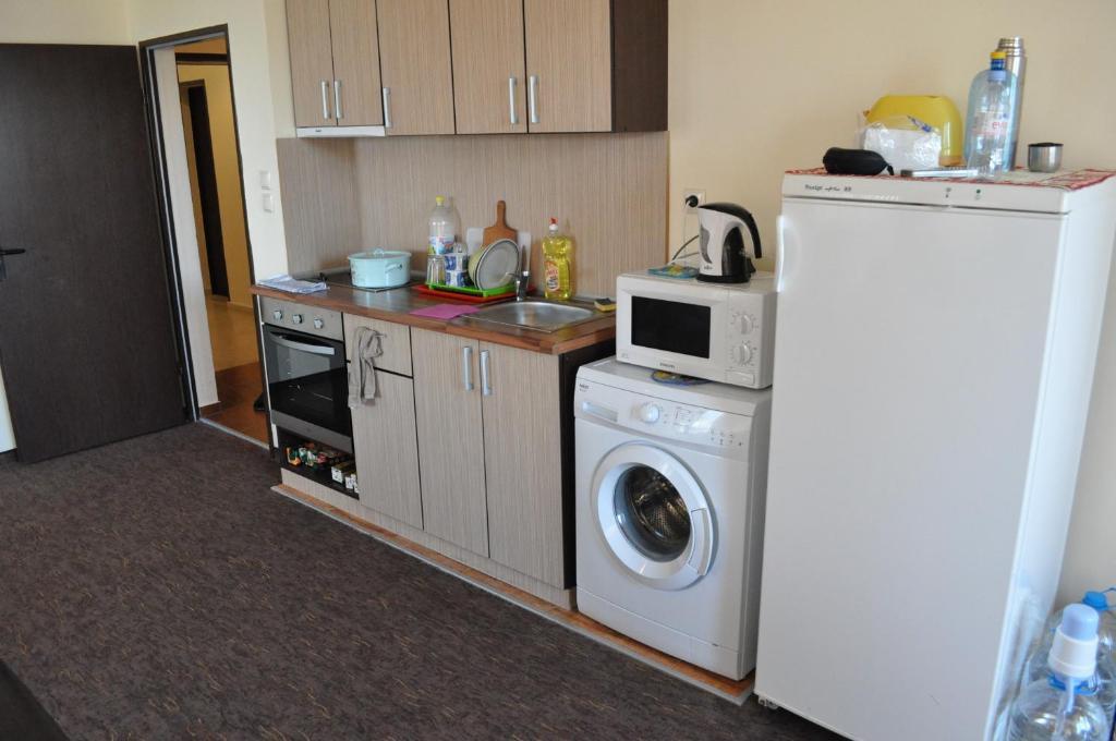 St. George Apartments Νεσέμπαρ Δωμάτιο φωτογραφία