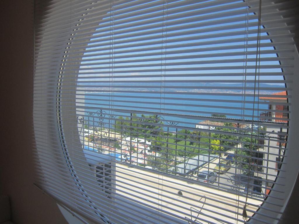 St. George Apartments Νεσέμπαρ Δωμάτιο φωτογραφία