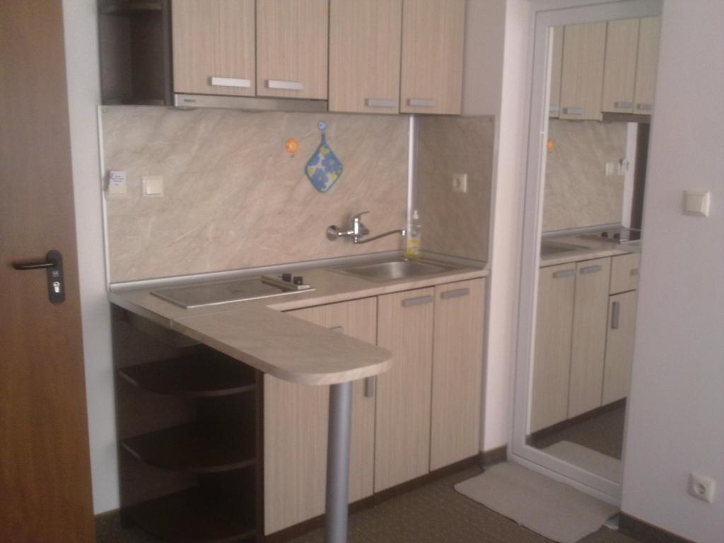 St. George Apartments Νεσέμπαρ Δωμάτιο φωτογραφία